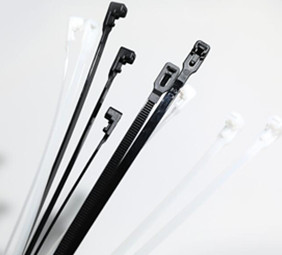 可鬆尼（ní）龍紮帶